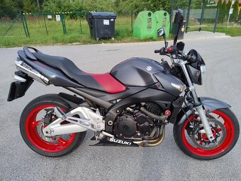 Suzuki GSR 600 YOSHIMURA LIMITED EDITION 9/2008 - 2