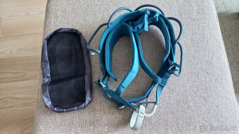 Predám sedací úväz Petzl Adjama, veľkosť M - 2
