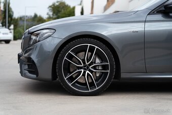 Mercedes-Benz E53 AMG 4MATIC+ kombi, perfektný stav - 2