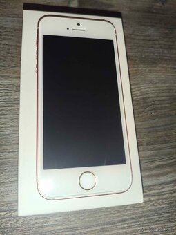 iPhone SE (Rosegold) - 2
