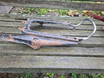 Nosnik sedadla jawa 175 a čz 175 - 2