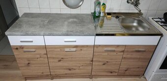 Zachovalá kuchynská linka - 2