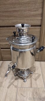Ruský samovar na uhlíky. - 2