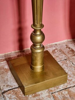 Podstavec s mramorovou doskou - 2