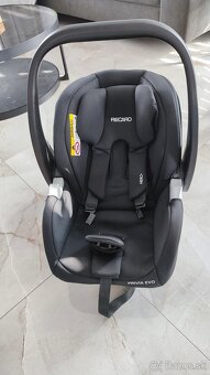 Vajíčko Recaro privia Evo - 2