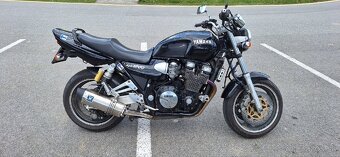 Yamaha xjr1200 - 2