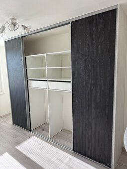 Rolldoor Satnikova skrina - 2