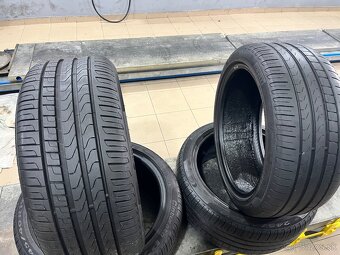 245/40 r19 94W - 2