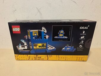 LEGO 40786 Micro Command Center - 2