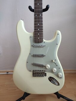 Predám kópiu Fender stratocaster - 2