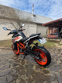 KTM Duke 390 - 2