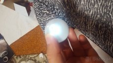 Elektrické sviečky, ktoré svietia po dotyku s vodou - 2