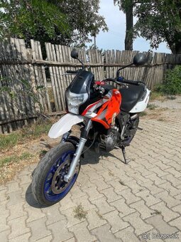 Aprilia Pegaso Strada 650 (35kw) - 2