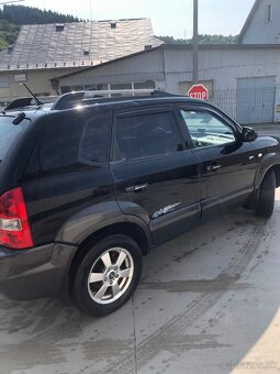 Hyundai Tucson - 2