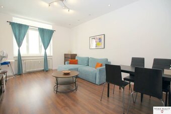 2-izb.Staré Mesto (Laurinská ul.) 3/5p. s balkónom, pešia zó - 2