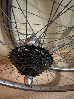 Favorit kolesa 28 622 s šestkolečkom - 2