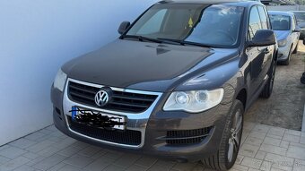 Volkswagen Touareg - 2
