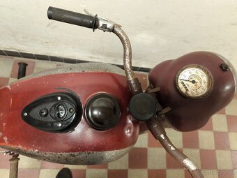 Jawa pérák 350 - 2