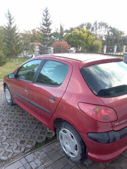 Predám Peugeot 1.1, 44 kw, 132 000km. - 2