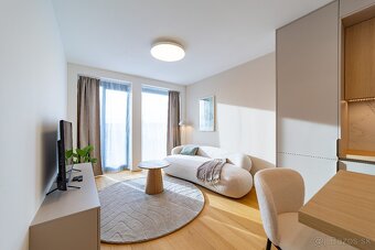 EXKLUZÍVNE a LUXUSNE ZARIADENÝ, ÚPLNE NOVÝ 2izb. BYT s PARKO - 2