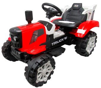Elektrický traktor s prívesom - 2
