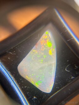 Slovenský Drahý opál, minerál kameň, šperk, drahokam, - 2