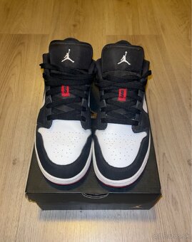 NIKE AIR JORDAN - 2