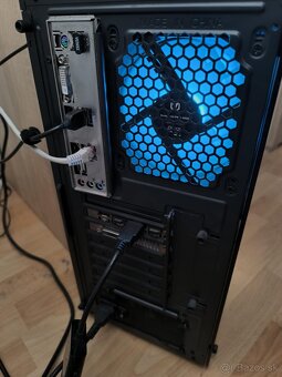 Predám stolný počítač - 2