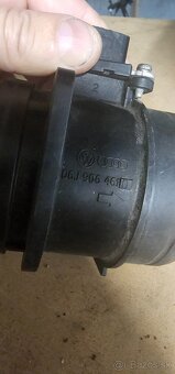 Váha vzduchu 06J906461D - 2