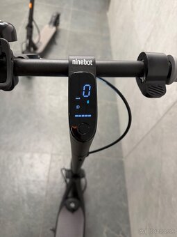 Segway Kickscooter F20D - 2