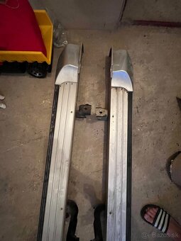 Nástupné schodíky Mitsubishi L200 2019 - 2