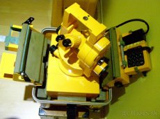 TEODOLIT TACHYMETER CARL ZEISS JENA EOT 2000 - 2