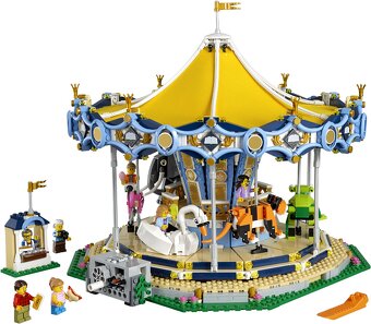 LEGO 10257 Carousel - 2
