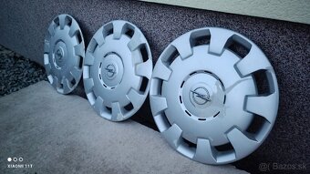 Puklice Originálne Opel r15 - 2