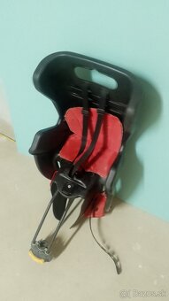 SEDACKA NA BICYKEL - 2