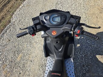 Replika motobi pesarro 50 ss - 2