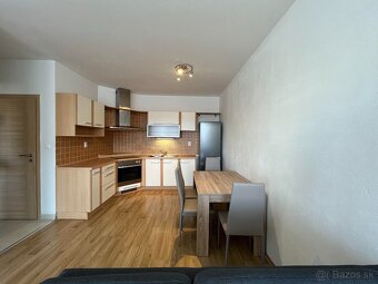 ZARIADENÝ 2 I BYT S BALKÓNOM, 64 m2, POPRAD - JUH - 2