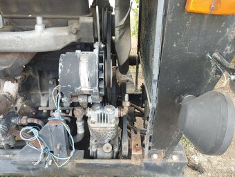 Traktor 4x4 - 2