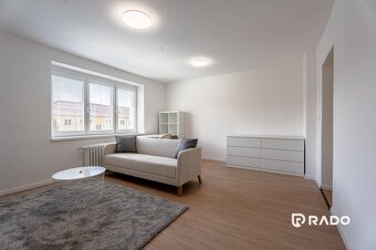 RADO | Na prenájom zrekonštruovaný 2i byt na ul. M.Rázusa, T - 2