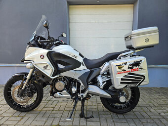 Honda VFR 1200X Crosstourer ABS - 2