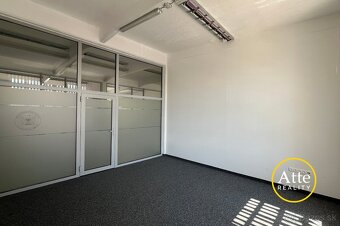 Prenajmem 25m2 reprezentatívnu kanceláriu - 2