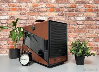 Ryzen 7 9800X3D\32GB\RTX 4080\SSD\850W Zdroj - 2