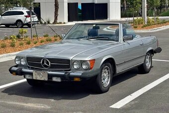 Mercedes 380SL V8 - 2