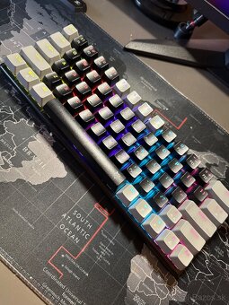 Mechanická white shark klávesnica - 2