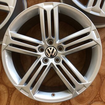 VW TALLADEGA R19 ORIGINAL - 2
