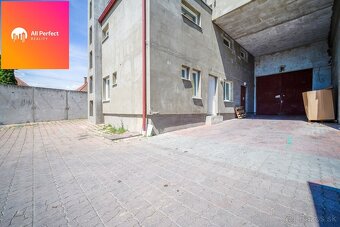 Obrovské skladové priestory so zázemím na prenájom - 2