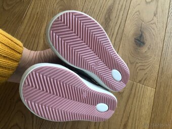 Sivé dievčenské topánky veľkosť 24 - 2