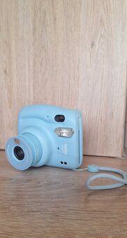 Instax mini 11 modrej farby z modrým púzdrom - 2