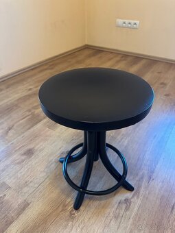 Klavírna stolička - 2