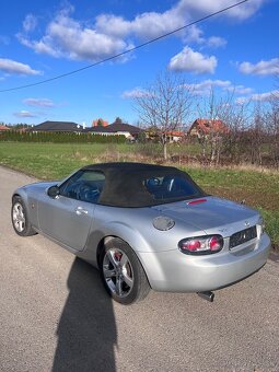 Mazda MX-5 NC 1.8i - 2